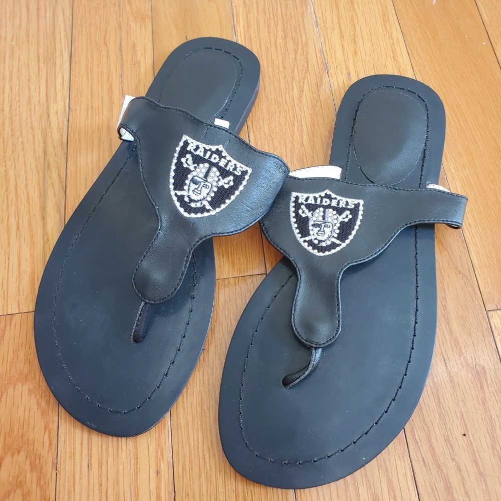 Oakland Raiders Sandals NWT